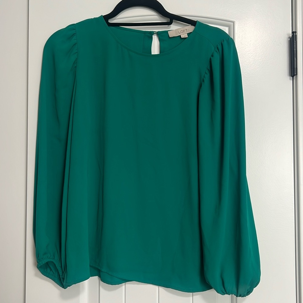 Green loft top